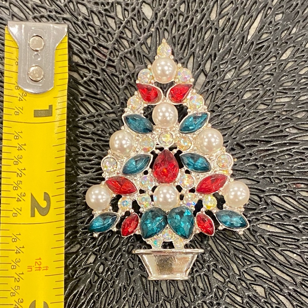 Festive Silver with Red & Blue Rhinestone with Fox Pearls Christmas Tree Brooch - Picture 3 of 4